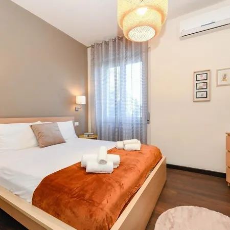 Desenzanoloft Official Partner Marriott Homes & - A Casa Di Sara Family With Private Parking Διαμέρισμα