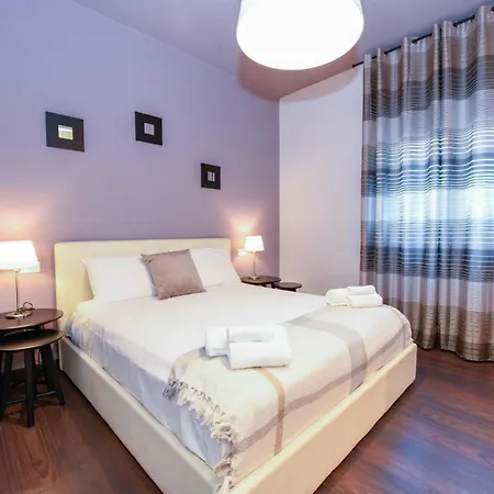 Desenzanoloft Official Partner Marriott Homes & - A Casa Di Sara Family With Private Parking * Ντεζεντσάνο ντελ Γκάρντα