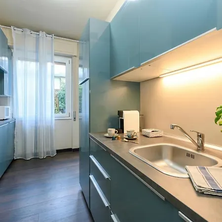 Appartement A Casa Di Sara Family With Private Parking Desenzanoloft Official Partner Homes & By Marriott Bonvoy